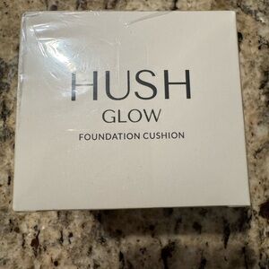 HUSH Glow Foundation Cushion - Ivory NWT Sealed